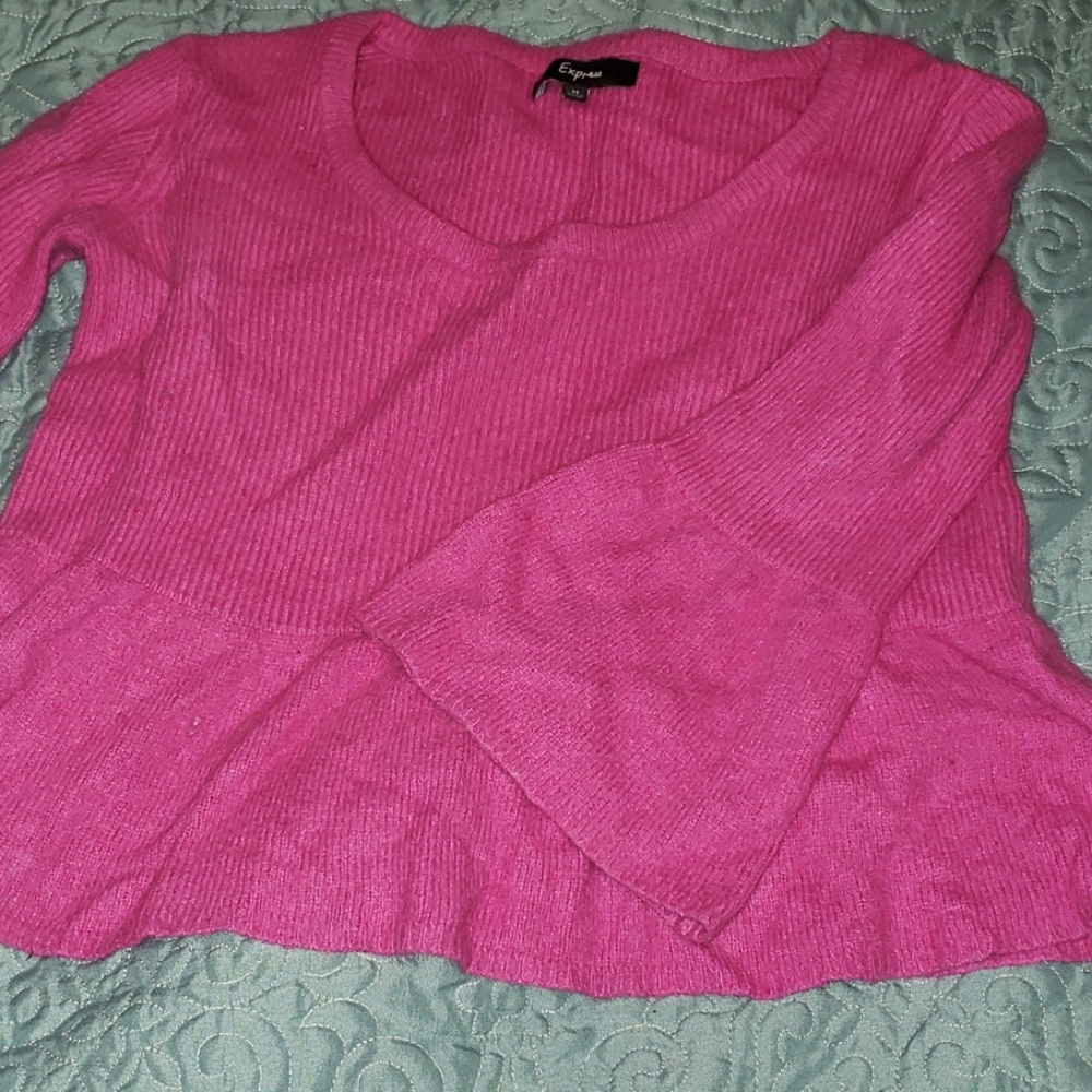 Express Sweater - Picture 2 of 3